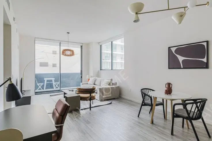 邁阿密租房Metro Edgewater 110