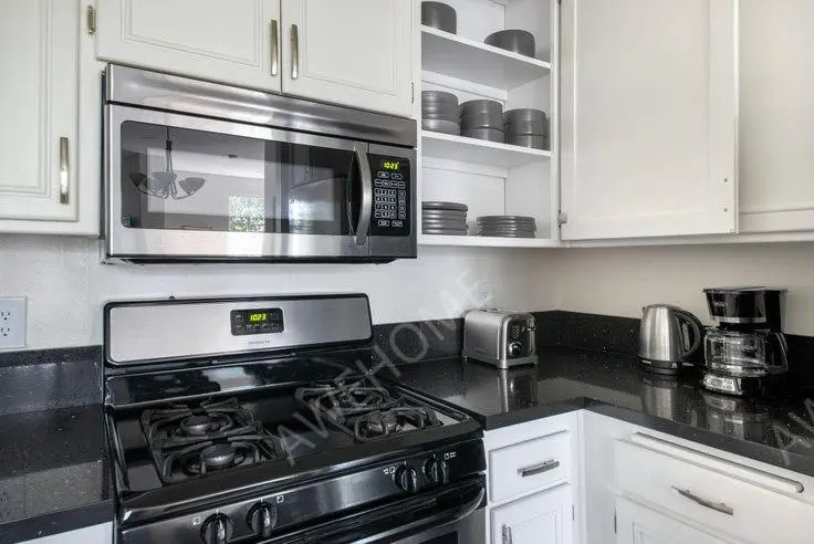 洛杉磯租房114 N Doheny Dr 1033