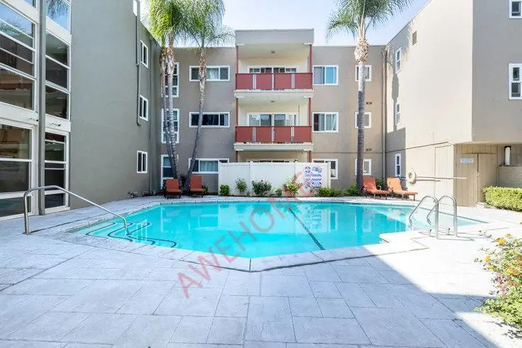 洛杉磯租房Krystal Terrace Apartments 531