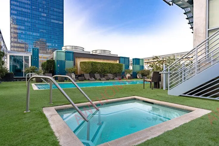 洛杉磯租房TENTEN Wilshire 555