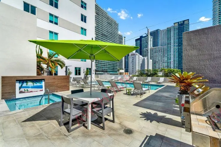 邁阿密租房Brickell First Apartments 143