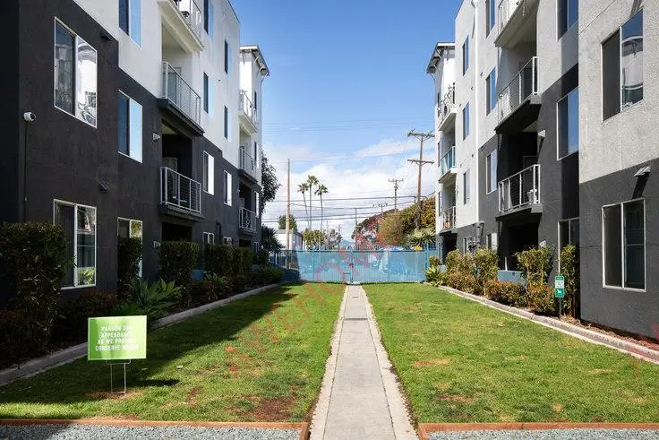 洛杉磯租房Avalon Playa Vista 1325