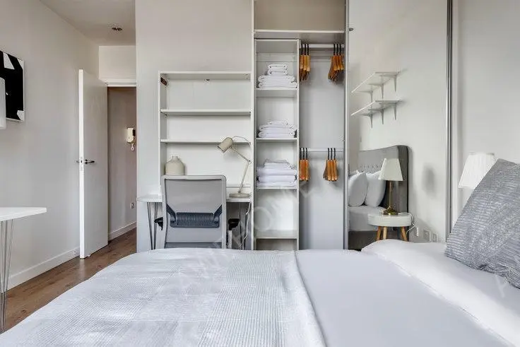倫敦租房Point West Apartment Building 361