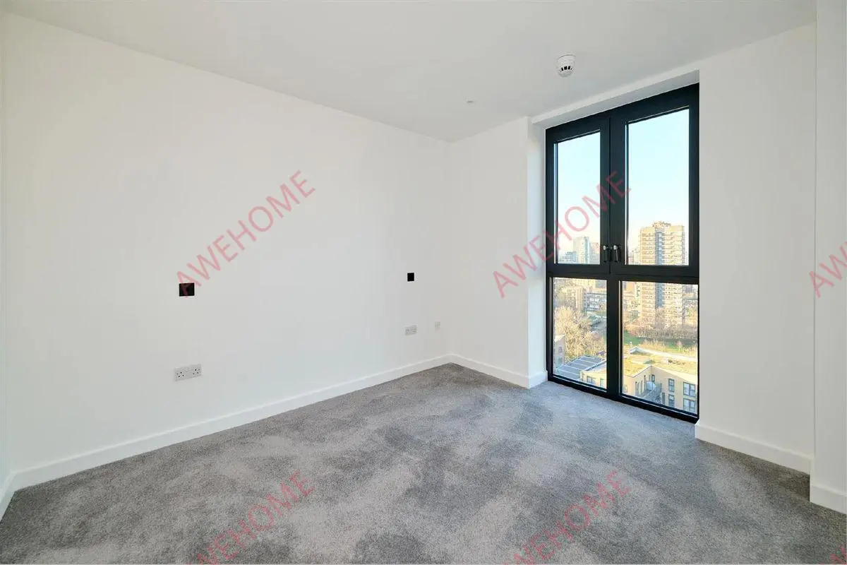 倫敦租房London Dock E1W 2B