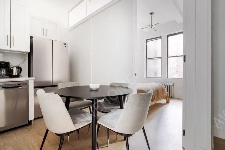 紐約租房161 W 54th St 1852
