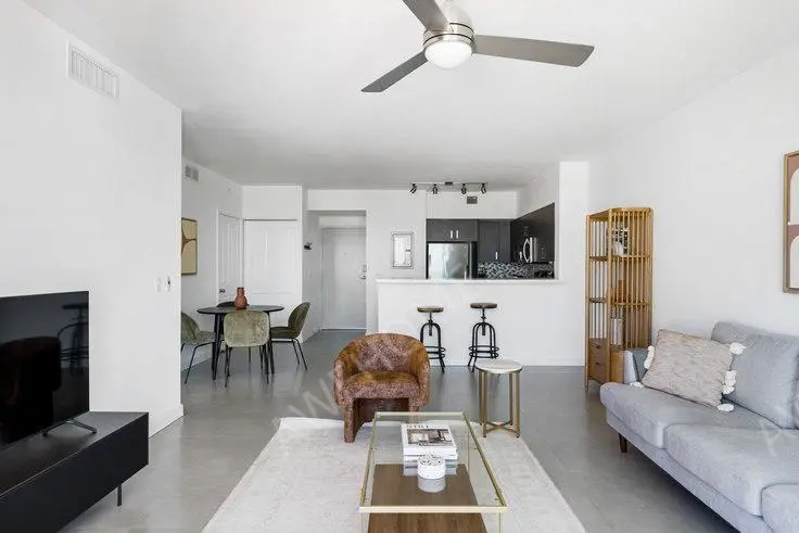 邁阿密租房Brickell West City Rentals 43
