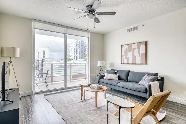邁阿密租房Brickell First Apartments 40