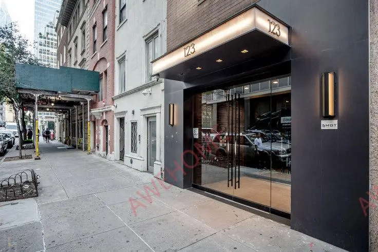 紐約租房123 E 54th St 1253