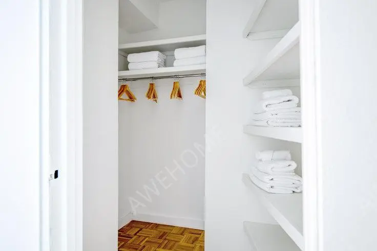 紐約租房300 E 51st St 533
