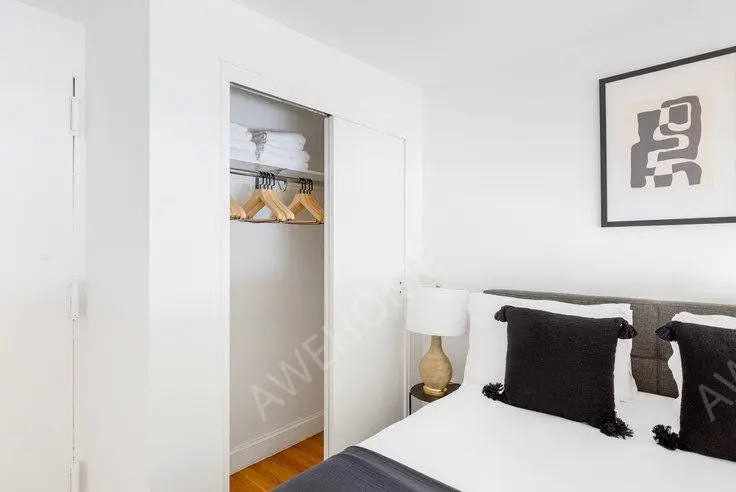 紐約租房123 E 54th St 1249