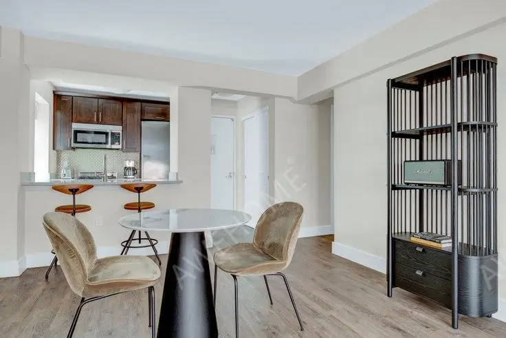 紐約租房Renoir House 636