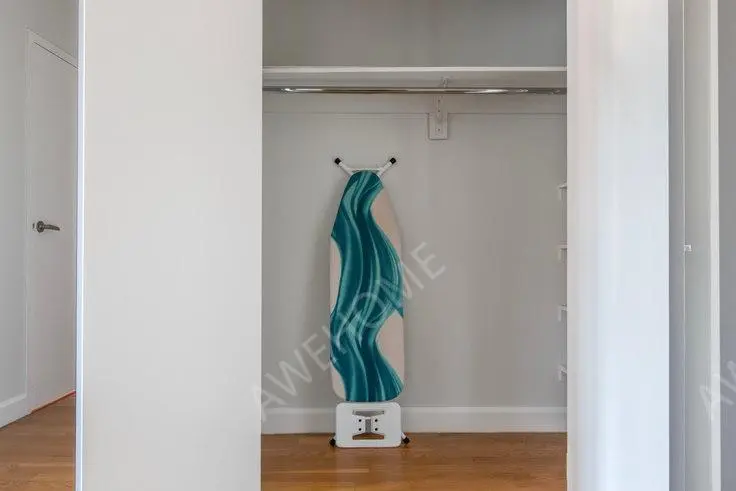 紐約租房The Ritz Plaza 1410