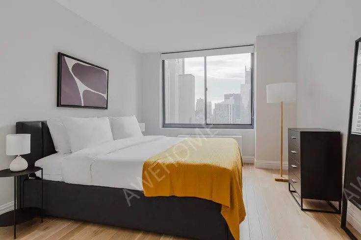 紐約租房The Ritz Plaza 1627