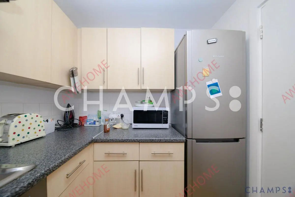 倫敦租房7 St George Wharf SW8 1B