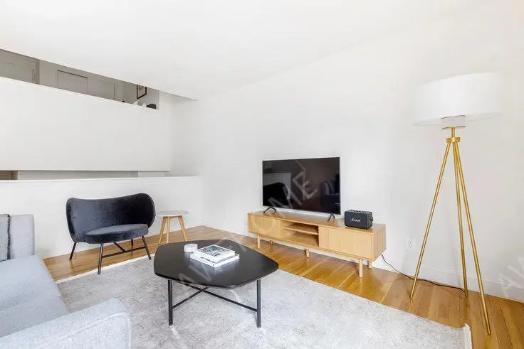 紐約租房123 E 54th St 1249