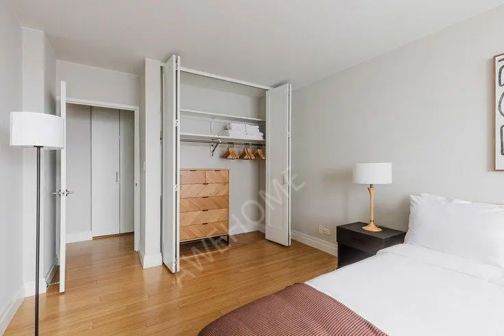 紐約租房Windsor Court 1640