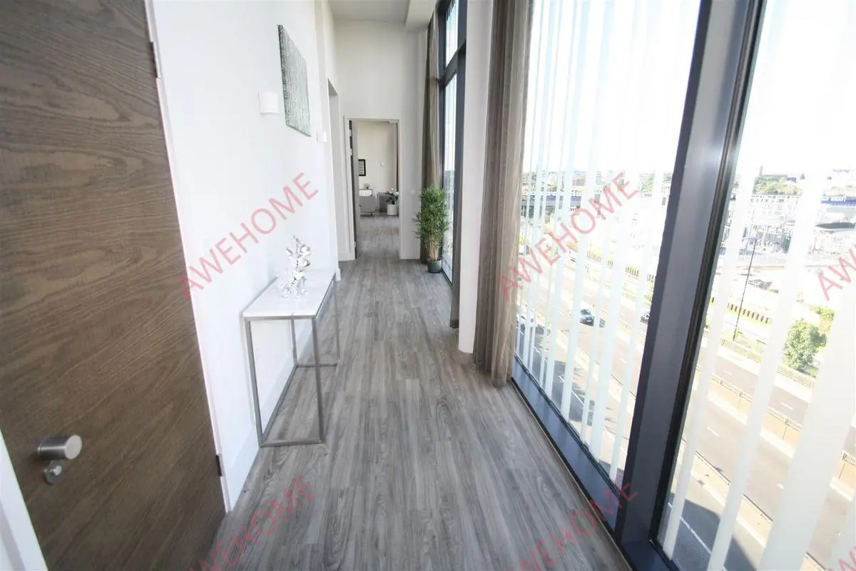 倫敦租房The Penthouse 2B