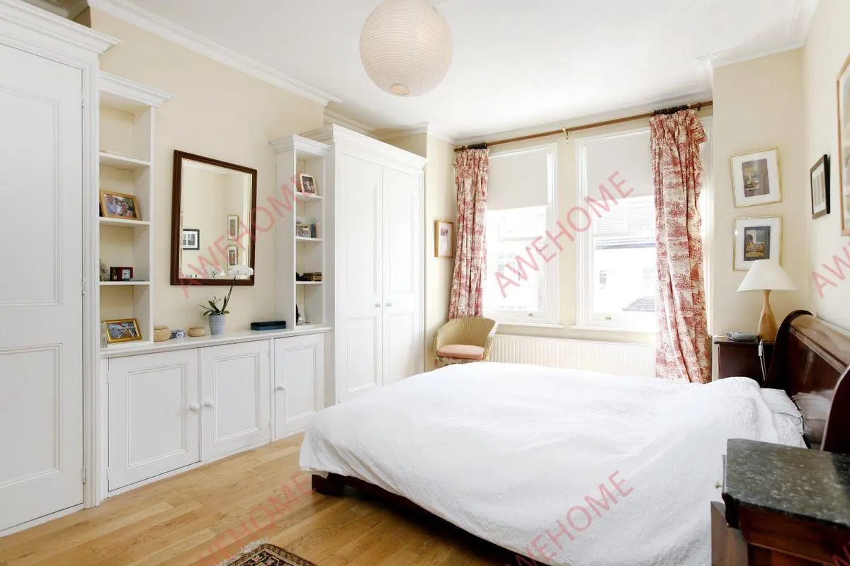 倫敦租房Connaught Avenue SW14 7B