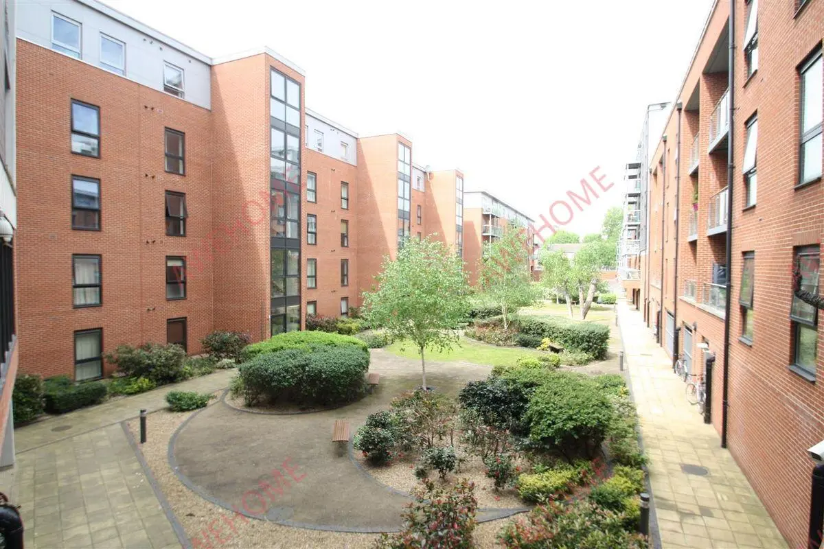 倫敦租房Windsor Court 2B