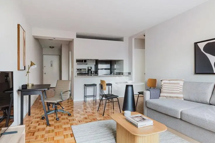 紐約租房Windsor Court 1639