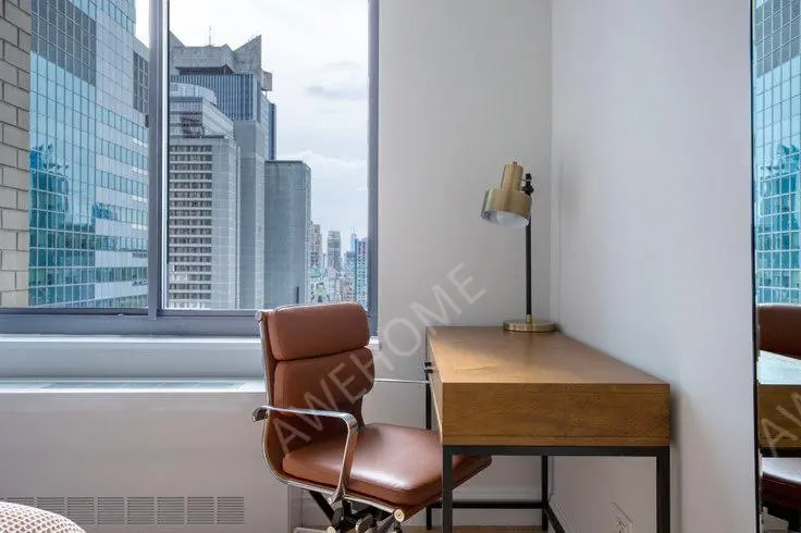 紐約租房The Ritz Plaza 1348