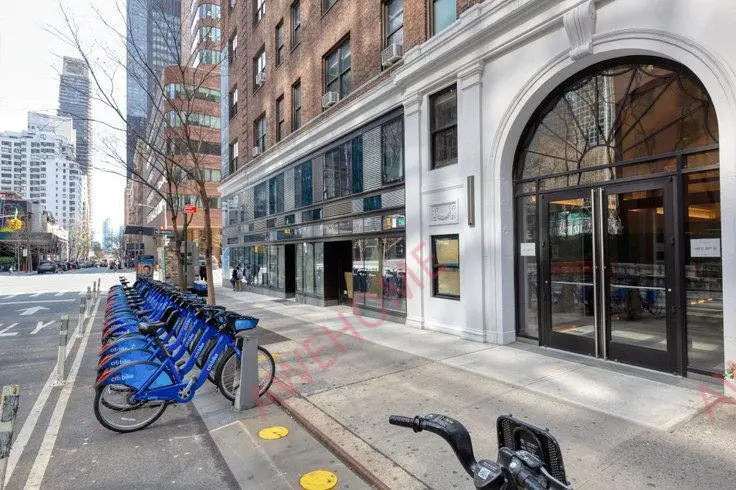 紐約租房The Buchanan	160 E 48th St 1169