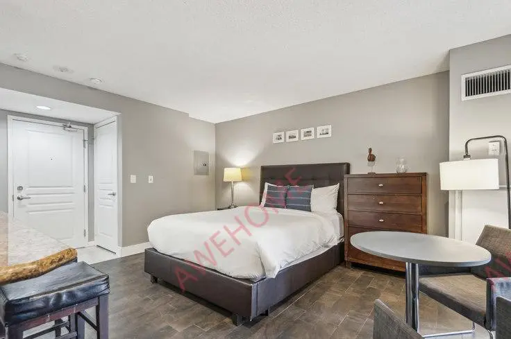 多倫多租房Simcoe Street 1031079P