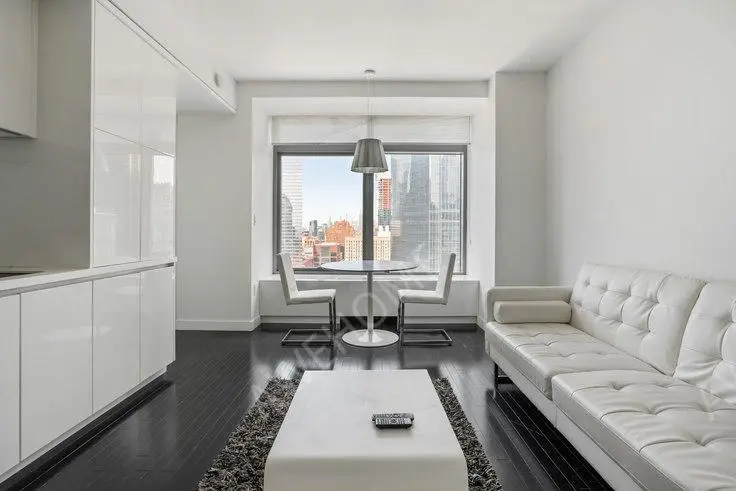紐約租房W Residences 1366