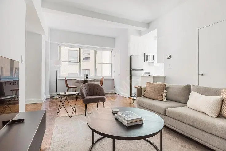 紐約租房300 East 57th St 1622