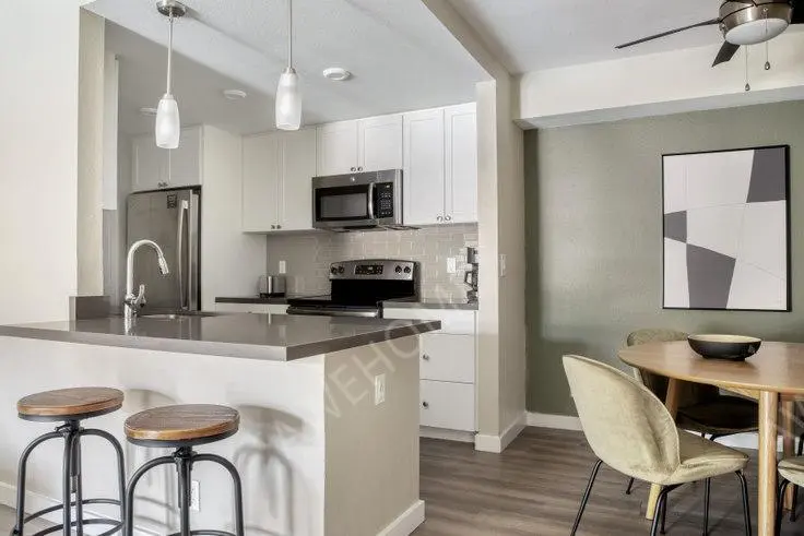 聖迭戈(聖地亞)租房Avalon La Jolla Colony 21