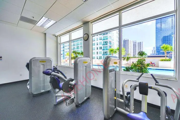 邁阿密租房Brickell Bay Drive 1022212P