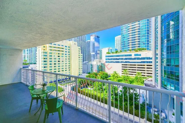 邁阿密租房Brickell Bay Drive 1022212P