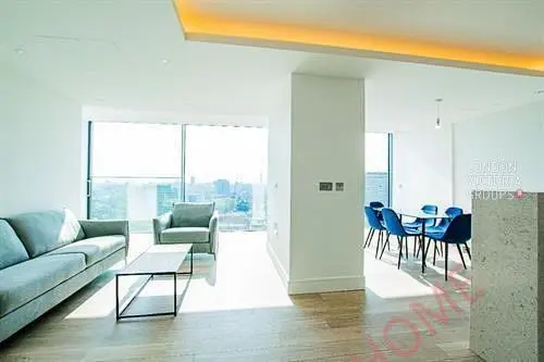 倫敦租房Carrara Tower 3B