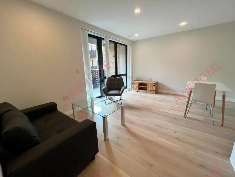 倫敦租房Highland Avenue 1B