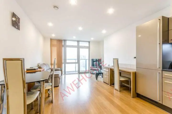 倫敦租房Caspian Apartments E14 2B