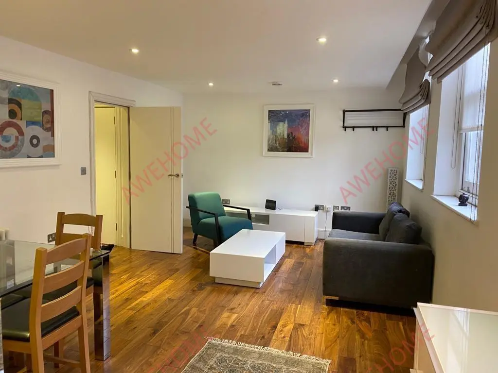 倫敦租房1112 Tottenham Mews 1B