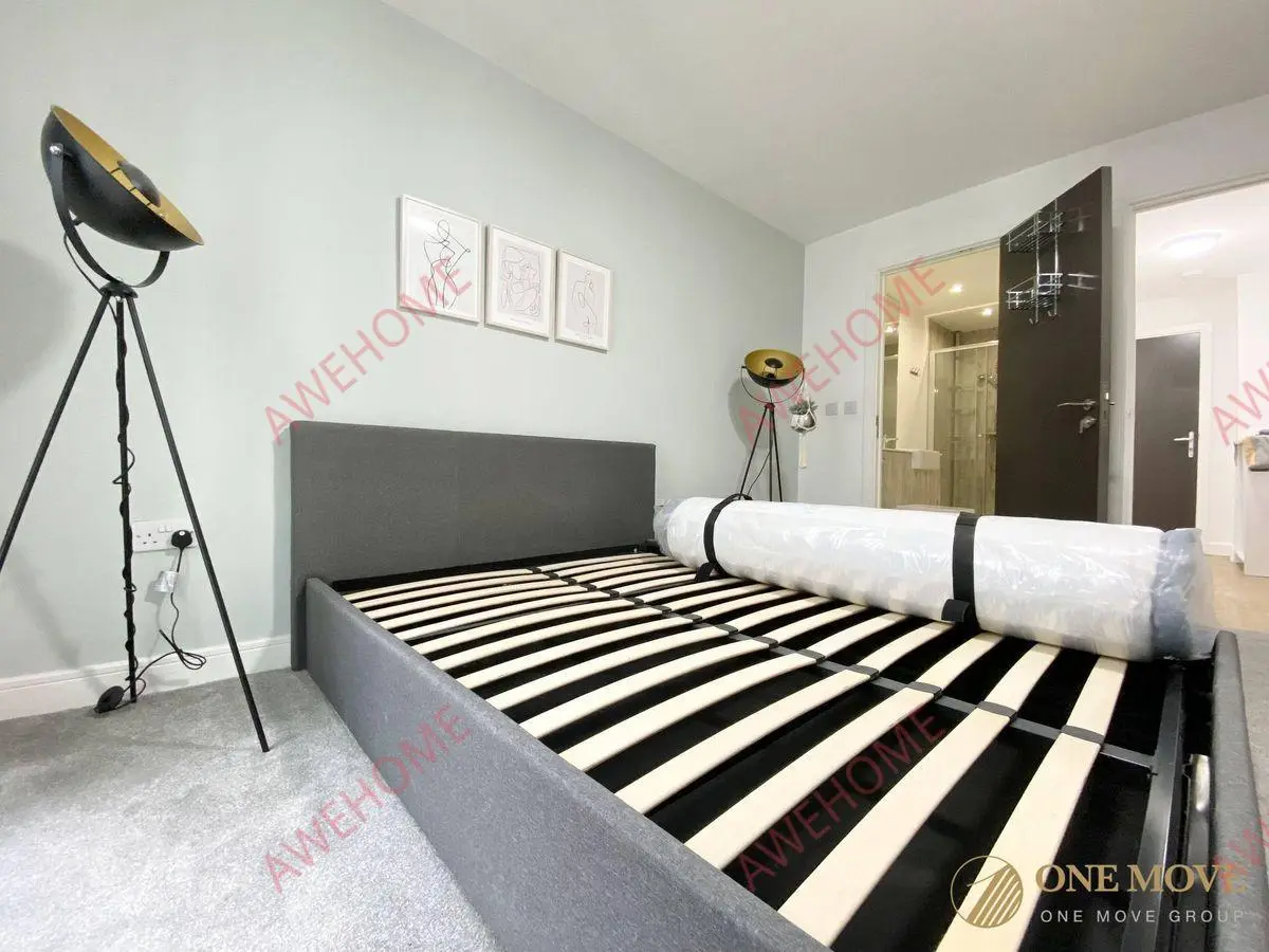 Londonshort-term accommodation Rentals[short-term accommodation]Dyche Street 2B