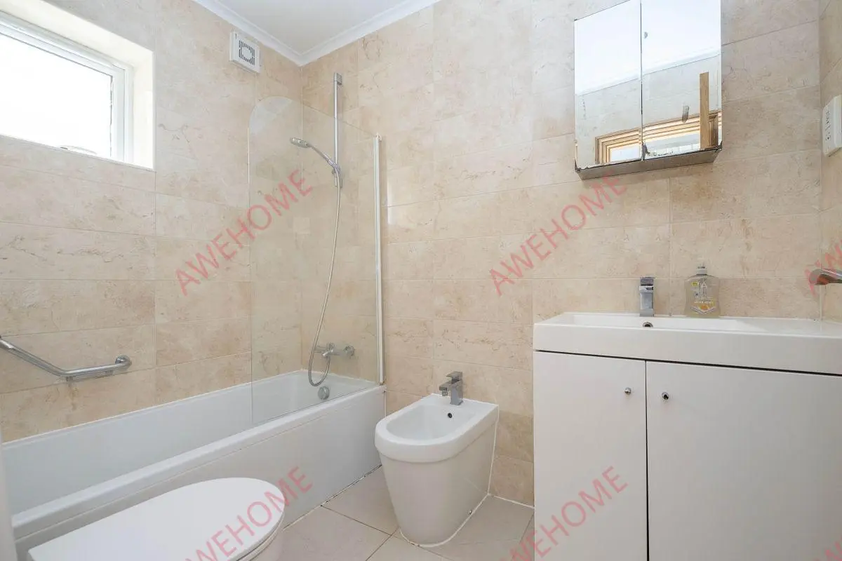 LondonSingle Apartment Rentals[Single Apartment]Worthington Road 5B