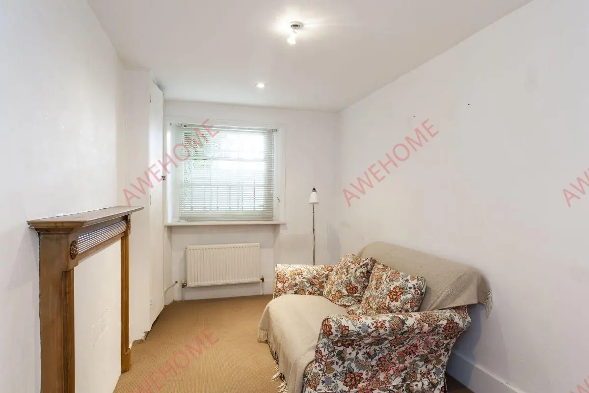 Londonshort-term accommodation Rentals[short-term accommodation]Canning Place 4B