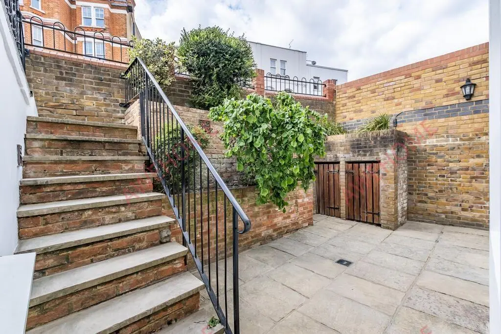 伦敦单身公寓租房[单身公寓]Fulham Road 2B