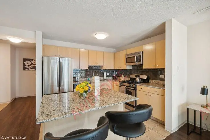 ChicagoBNB Rentals[BNB]North Columbus Drive 1028845P