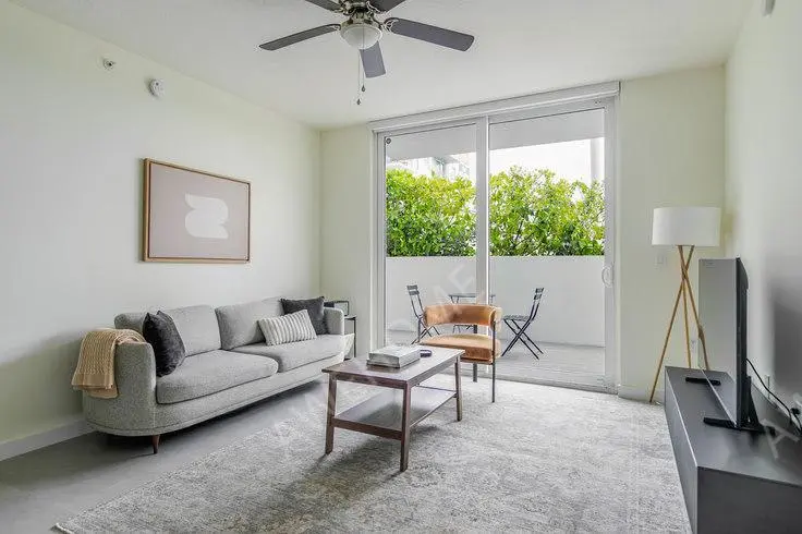 邁阿密租房Brickell West City Rentals 159