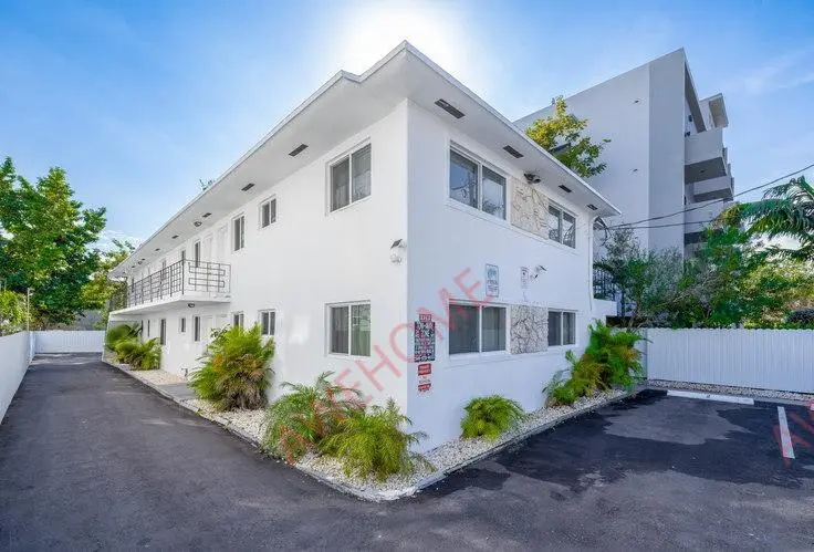 Miamishort-term accommodation Rentals[short-term accommodation]Southwest 2nd Street 1258744P