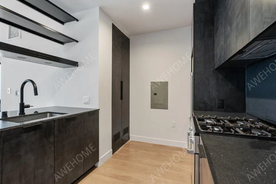 洛杉磯租房ARYA Apartments