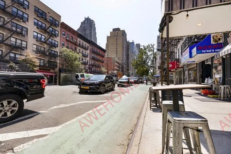 紐約租房1373 First Avenue 1952