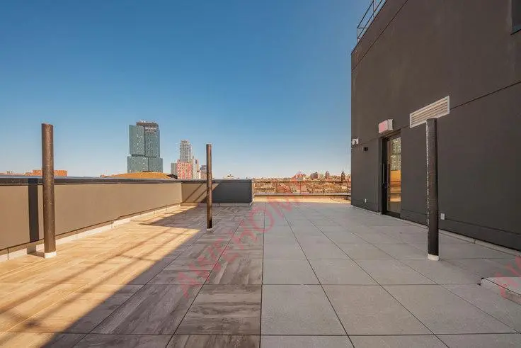 紐約租房82 Fourth Avenue 1988