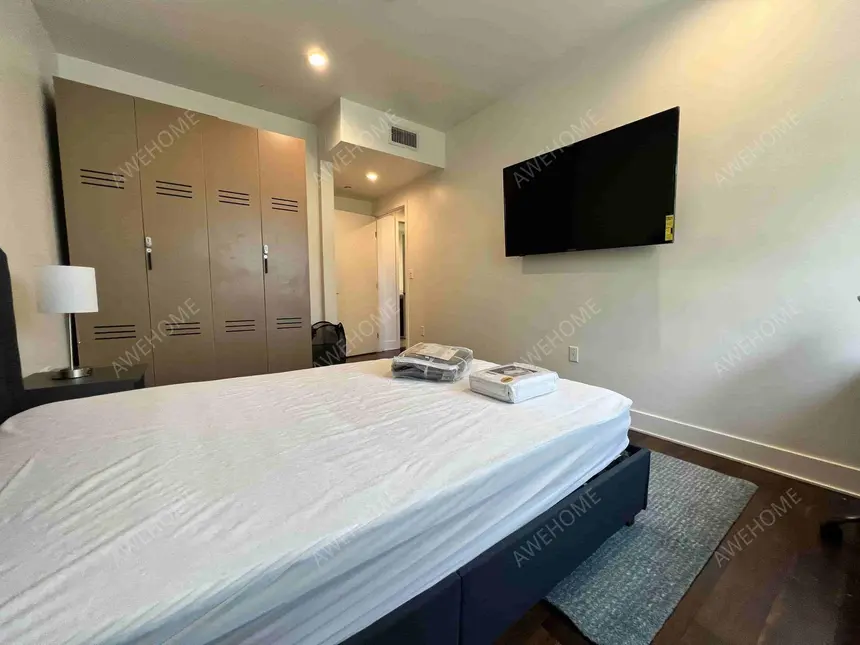 洛杉磯租房1735 N La Brea Ave., Los Angeles, CA 90046