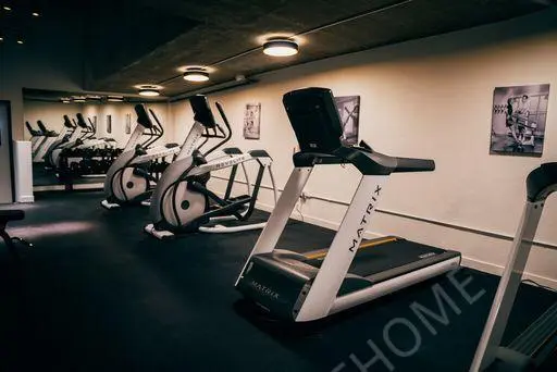 洛杉磯租房1735 N La Brea Ave., Los Angeles, CA 90046