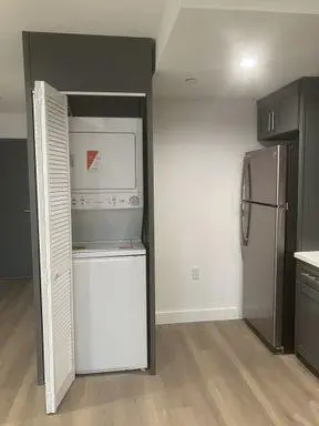 洛杉磯租房5639 Lexington Ave., Los Angeles, CA 90038