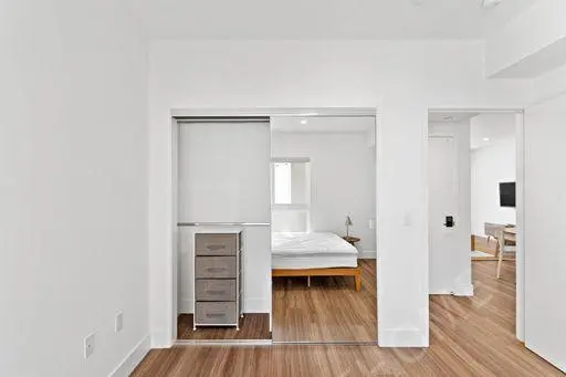 洛杉磯租房5639 Lexington Ave., Los Angeles, CA 90038